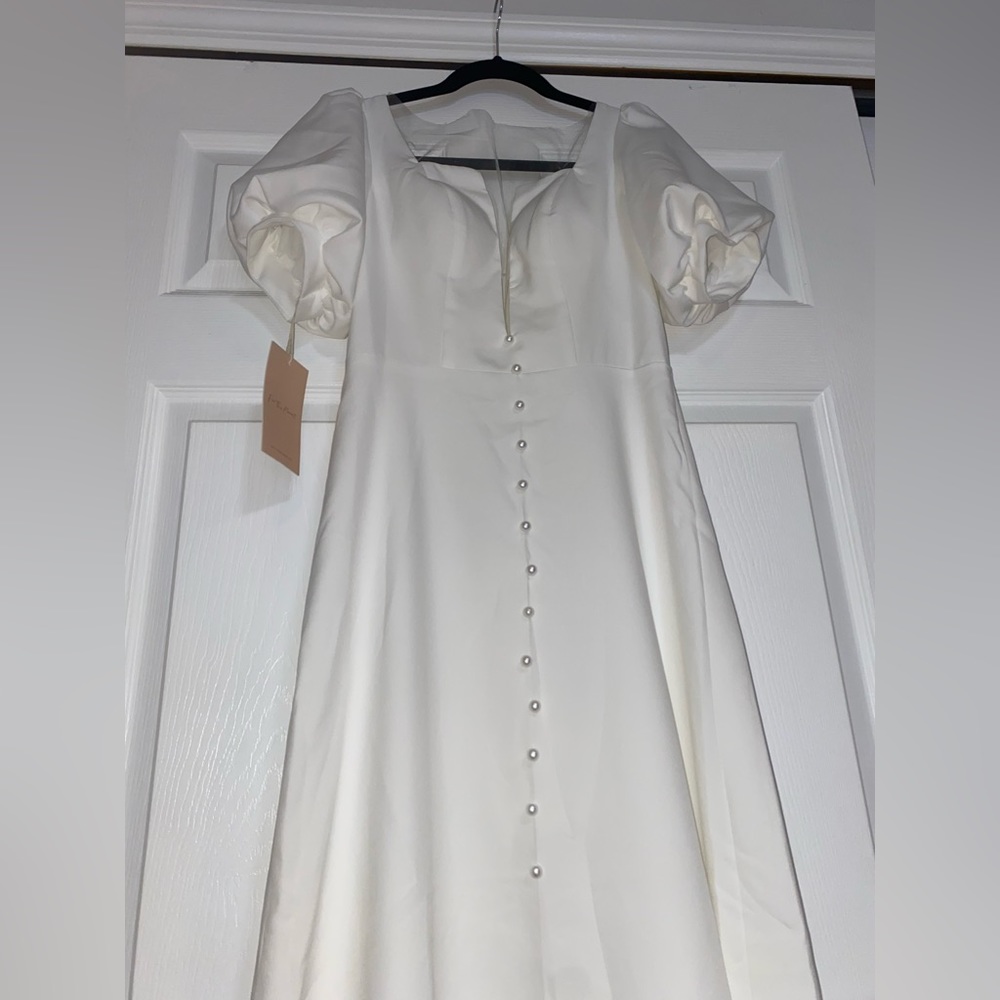 NEW WITH TAGS GORGEOUS WEDDING BRIDAL GOWN SIZE L - Picture 8 of 9